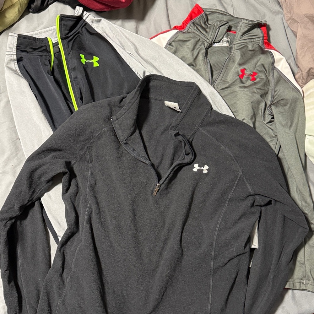 Lot of Under Armour Charcoal and Crimson Quarter-Zip Topboys jackets